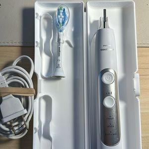 Phillips Sonic Care Electric Toothbrush